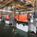 सीसी प्रमाणपत्रको साथ WC67K-30T 1600mm हाइड्रोलिक प्रेस ब्रेक, शीट धातु मोन्डिंग मिसिन