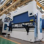 भारी शुल्क DELEM धातु प्लेट सीएनसी हाइड्रोलिक प्रेस ब्रेक मूल्य